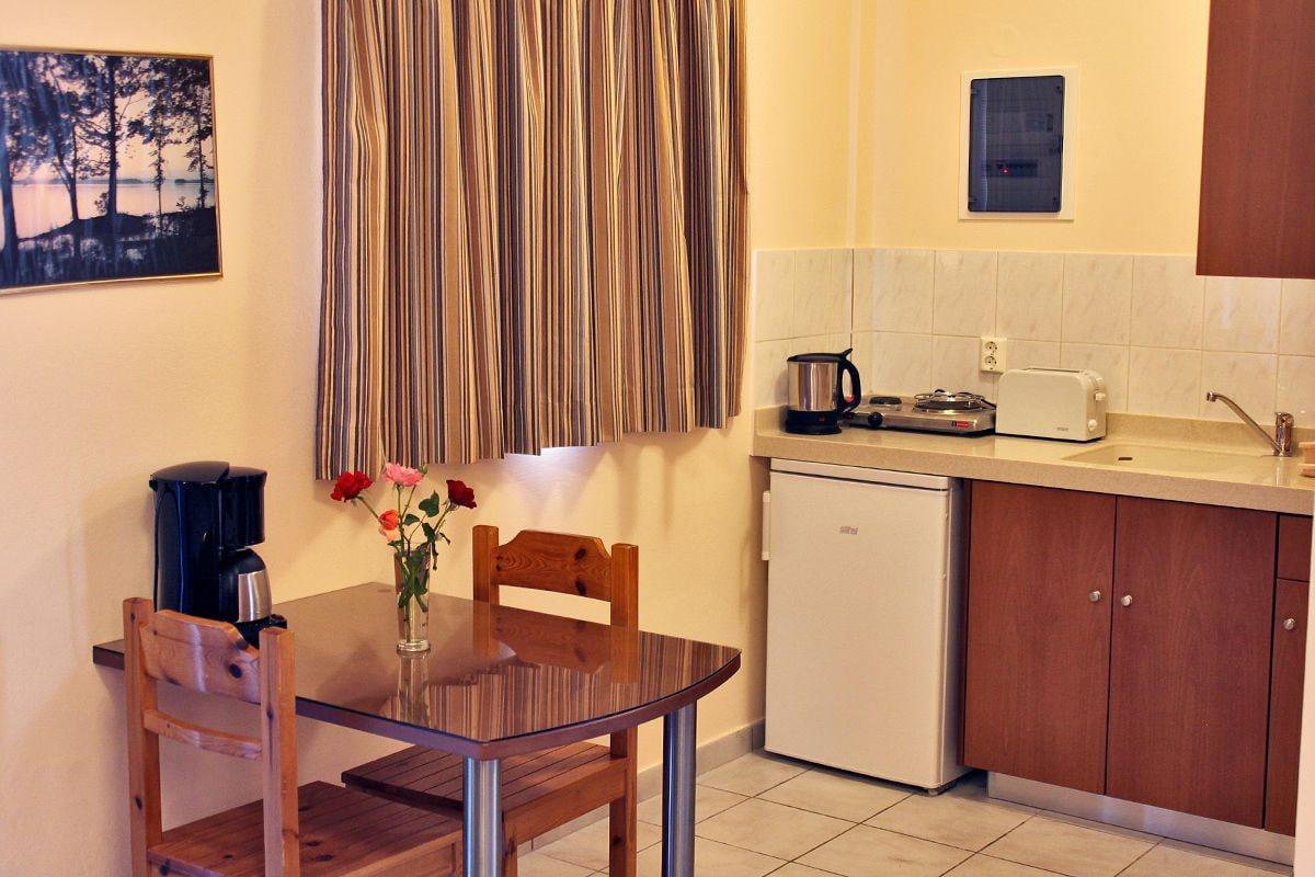 Sandys Studios Apartments And Log Villas Pszalídi Kültér fotó